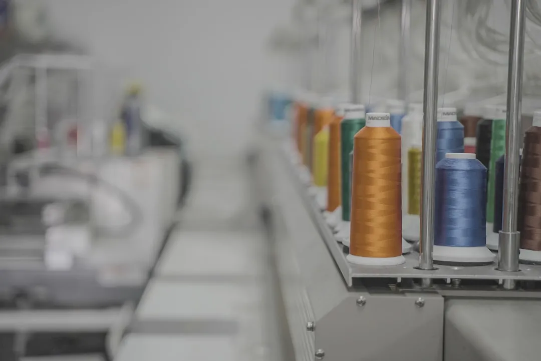 医用铅板与铅玻璃在放射科防护工程中的选型要点分析